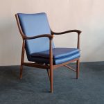 Jonathan Lounge Chair made of solid teak wood